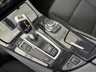 BMW Řada 5 520d 2.0 135 kW Touring F11 - 14