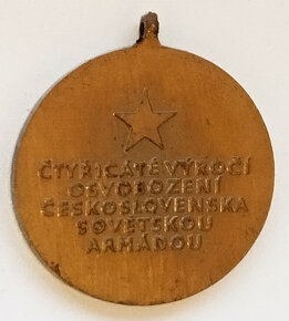 Retro medaile a přívěsky z mincí - 14