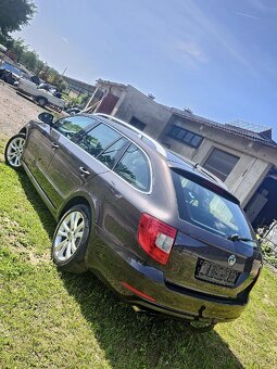 Škoda Superb combi Ambiente manuál - 14