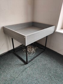 Regály / Vitríny s osvětlením do obchodu - 14