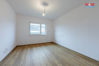 Prodej rodinného domu, 4+kk, 97 m², Loket, ul. Nad Hájovnou - 14