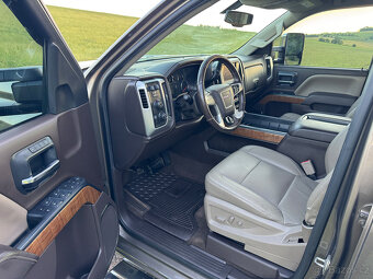 GMC SIERRA K1500 SLT CREWCAB - 5.3 V8 4x4 360HP - KŮŽE - 14
