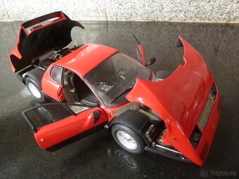 1:18 Kyosho, Ferrari 512 BB - 14