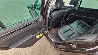 Rezervováno Škoda Superb Combi Exclusive 2,0 TDI 125 kw - 14
