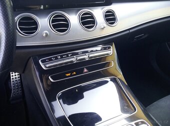 Mercedes-Benz Třídy E, 220 d AMG Packet 143kW - 14