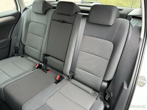 VW Golf Sportsvan 1,6 Tdi 81Kw CML 1.majitel Tažné Serviska - 14