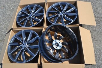 Š.Scala/Kamiq.S.Arona,VW Taigo-  NOVÉ orig.alu disky R18 - a - 14