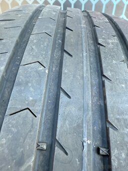 Škoda Superb 3 - 215/55 R17 - LETNí SADA - 14