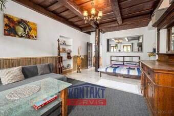 Nabízíme k prodeji stylově zařízený Apartmánový dům v podhů - 14