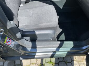 VW Passat 2,0tdi,103kw, naj 219000km, r.v.2008 - 14