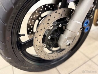 YAMAHA FZS 1000 FAZER - 14