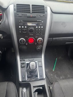 Prodám Suzuki Grand Vitara 1,6 benz rv 09 - 14
