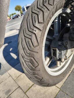 Aprilia Sport City 250 - 14