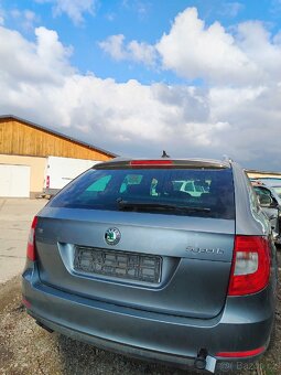 Škoda Superb 2 2.0 103kw CFF rv 2011 kombi - 14