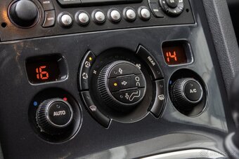 Peugeot 5008 1.6 BlueHDi STOP&START Style - 14
