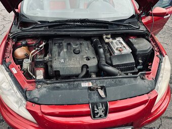 🚗 Peugeot 307 SW 2.0 HDI (7 míst) - 14