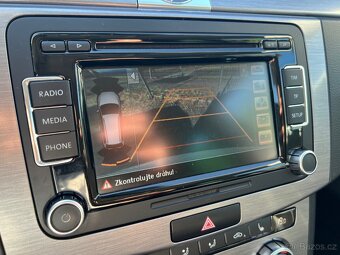 VW Passat Variant Comfortline 2,0TDI 103kW TAŽNÉ KAMERA - 14