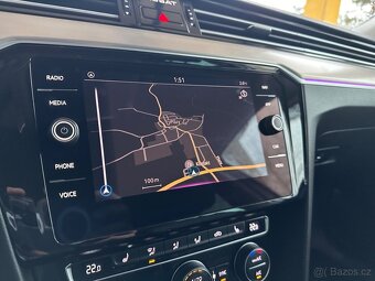 Volkswagen Passat 2.0TDi DSG,NAVI,KAMERA - 14