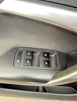Opel Insignia, 2,0 BEZ KOROZE Ojeté, 2013, 239 253 km Karose - 14
