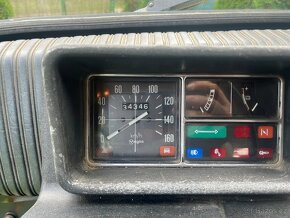 Renault 5TL - 14