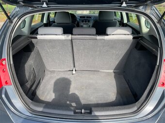 Seat Leon 1.6 MPi Serviska, Klima, 8xPneu - 14