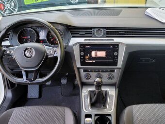 Volkswagen Passat, 2,0 TDi 4motion SERV.KNÍŽKA - 14