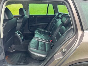 ŠKODA SUPERB II 2.0 TDI COMBI/125 kW/ZÁRUKA/JARNÍ SLEVA - 14