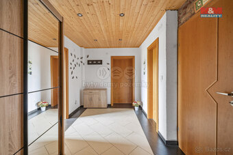 Prodej rodinného domu, 370 m², Borová - 14