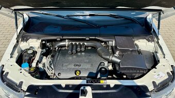 Land Rover Freelander 2 //2.2 S TD4e//118kW//1MAJ//SERVIS// - 14