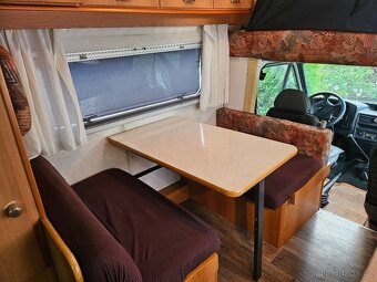 Obytný automobil Ford Transit - 14