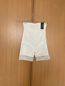Stahovací prádlo vysoký vyztužený pas krajka L-XL. Nové - 14