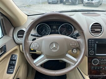 Mercedes-Benz Třídy M 420CDI 225kW 4MATIC - 14