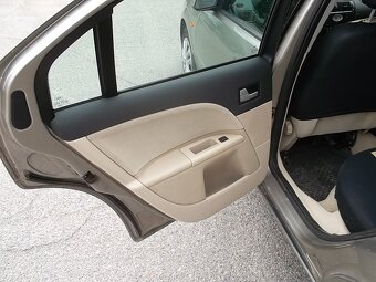 Ford Mondeo 2.0 Duratec - 14
