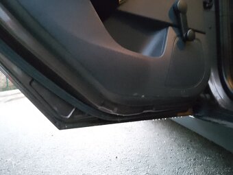 Ford Focus kombi benzin facelift 2016 162tis km - 14