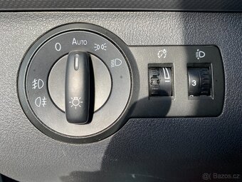 VW Caddy 1,9 TDi Aut.Klima, Tažné, AKU - 14