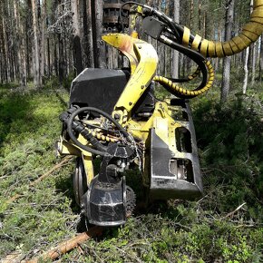 Harvestor John Deere 1170e - 14