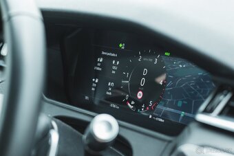 Range Rover Velar D200 R-Dynamic SE 4x4, 2021, TOP STAV, 2.m - 14