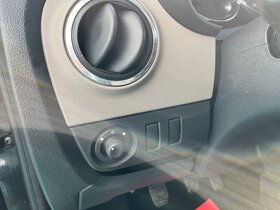Dacia Lodgy 1.5dCi, Klima, Navi, Tažné - 14