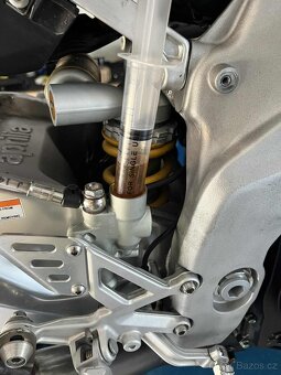 APRILIA RSV4 1000 R - 14