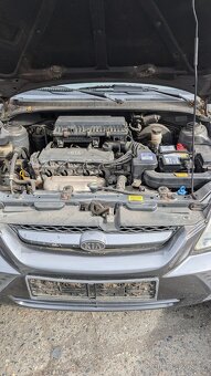 Kia Rio combi 2004 1.4 benzínové motor - 14