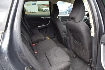 Volvo XC60 D5 2.4D 4X4/TAŽNÉ/AUT/NEJEDE/ - 14