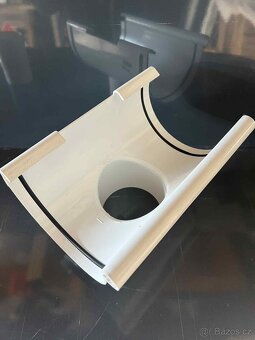 Výprodej plastové okapy - 14