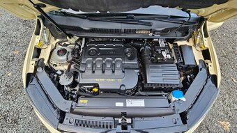 VW Touran 2018 2.0 TDI automat DSG 7 míst klima kůže senzory - 14