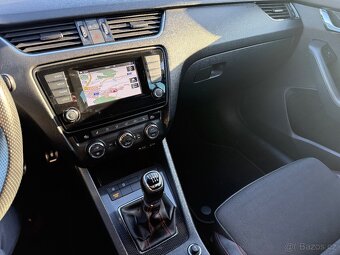 Octavia combi 3 rs 2.0 tdi 135 kw bixenon - 14