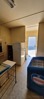 Prodej obchodního stánku (noviny, trafika, občerstvení) o vý - 14