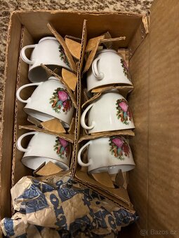 Skleněné a keramické nádobí - 14