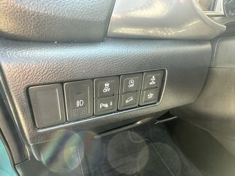 Suzuki Vitara 1.6i 88kW 4x4 AllGrip serviska - 14