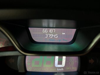 Renault Captur 1.3 TCe,ČR,SERVISKA,TAŽNÉ,LED - 14