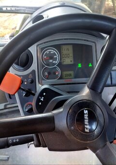 Traktor Claas Axion 820 Cmatic - 14