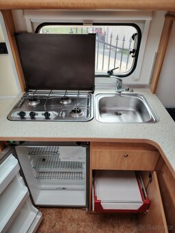 Bürstner Ventana 450 krásný stav - 14